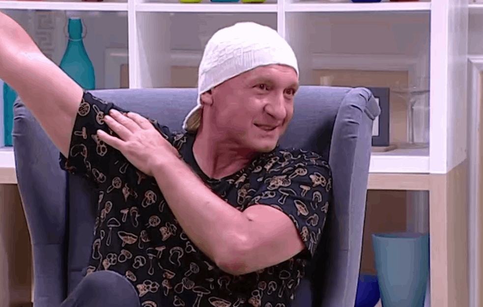 OVO JE SIN MIKIJA MEĆAVE: Devojke su poludele za njim! (FOTO)